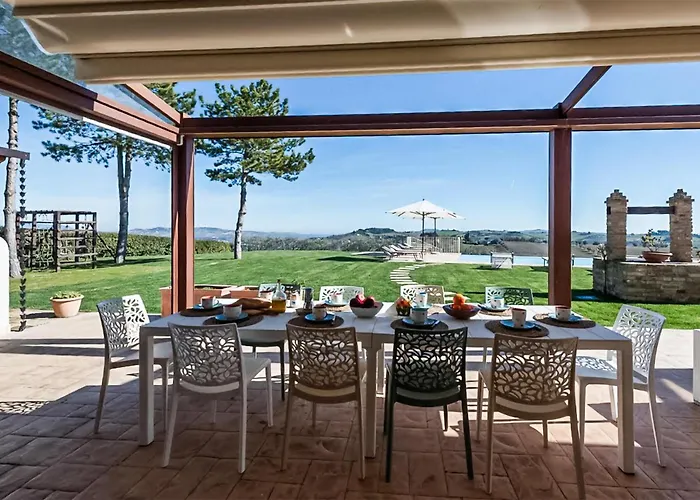 Holiday home Awesome In